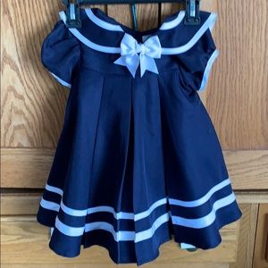 Adorable navy Dress